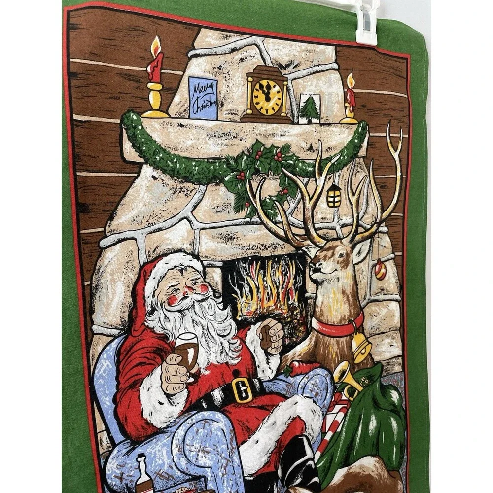 2 Vintage Christmas Holiday Santa Kitchen Towels Party Decor 50s Retro